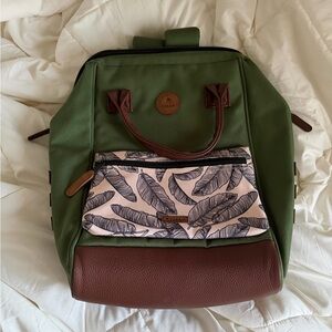 Cabaia backpack medium NWOT